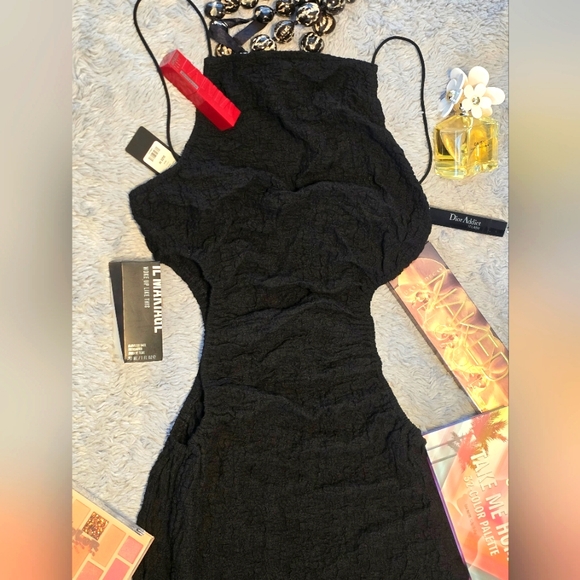 Beautiful long dress make your siluet look amazing beautiful open aside waist. M - Picture 7 of 8